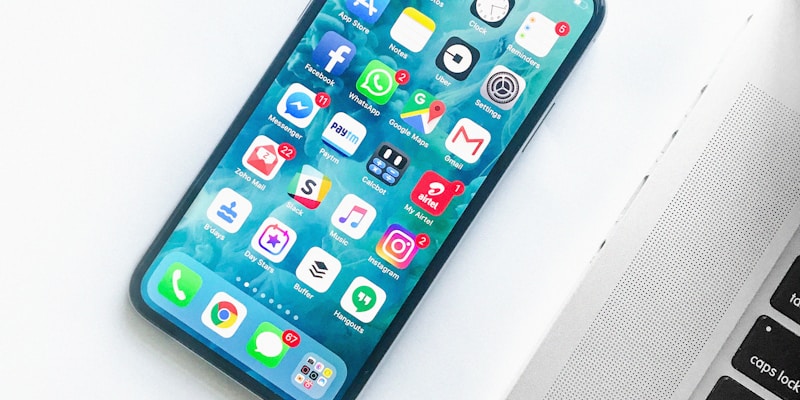 スマホでlightxtreme VPNをインストールする完全ガイド：iOS（iPhone/iPad）とAndroidの超詳細チュートリアル